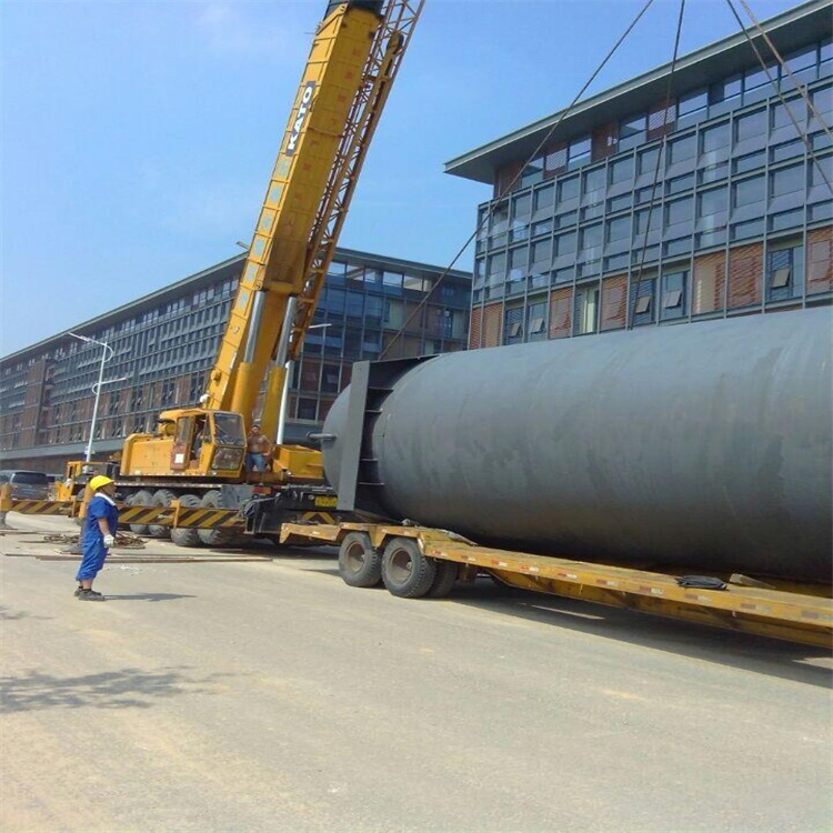 雨城大型吊装作业